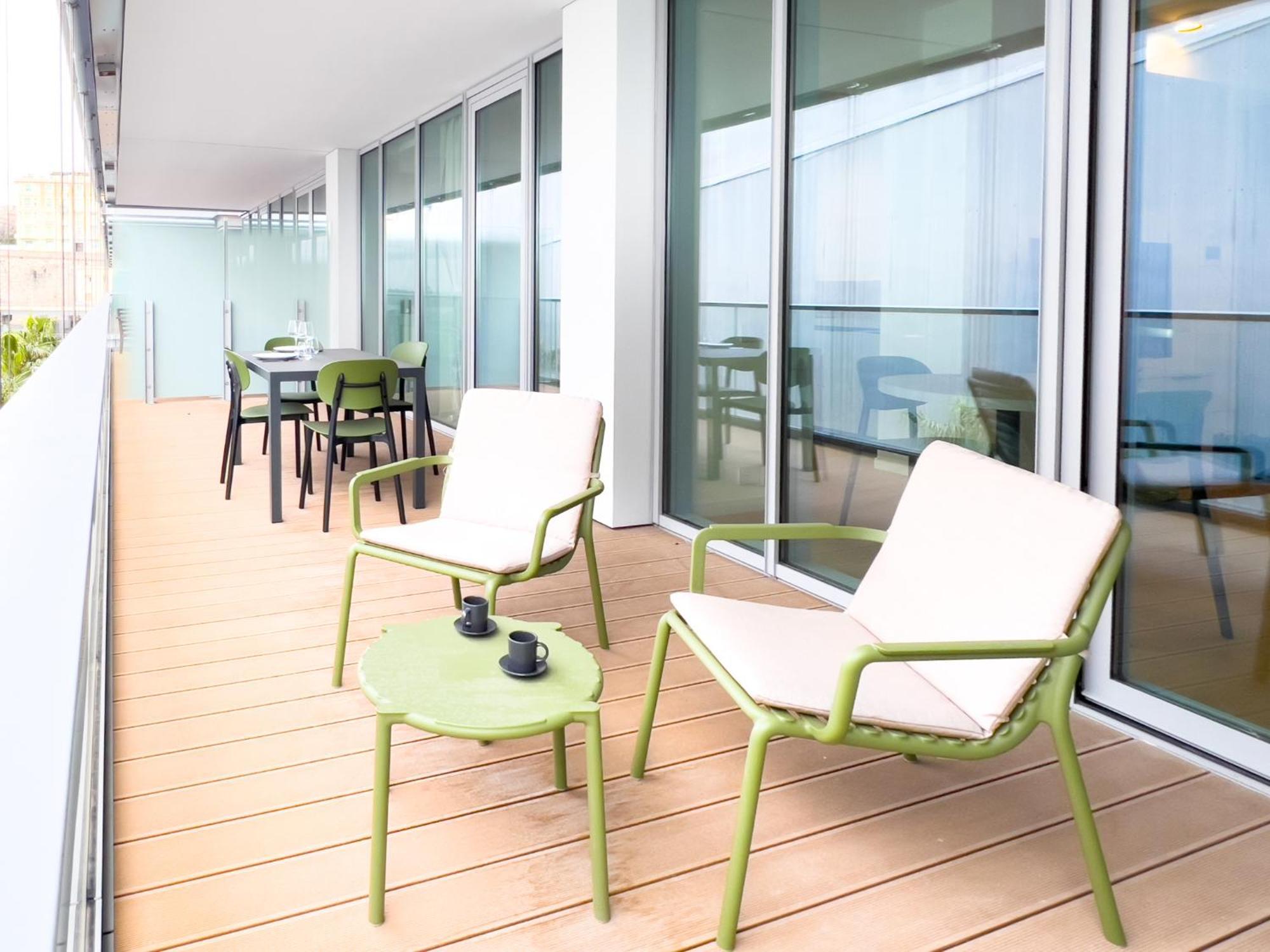 Waterfront 2 *